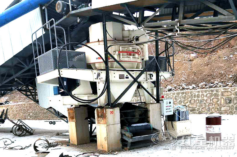 磨料制砂機作業(yè)現場